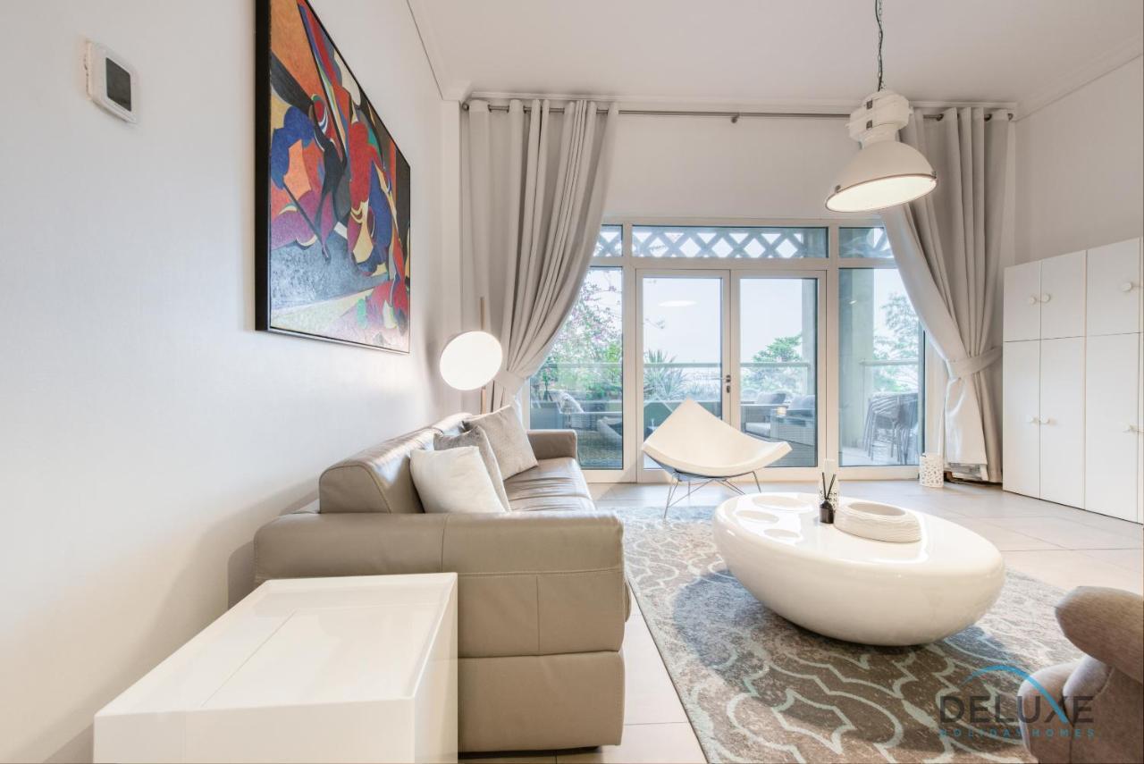 Lively 1 Bedroom At Al Nabat Shoreline 8 Palm Jumeirah By Deluxe Holiday Homes Dubai Eksteriør bilde